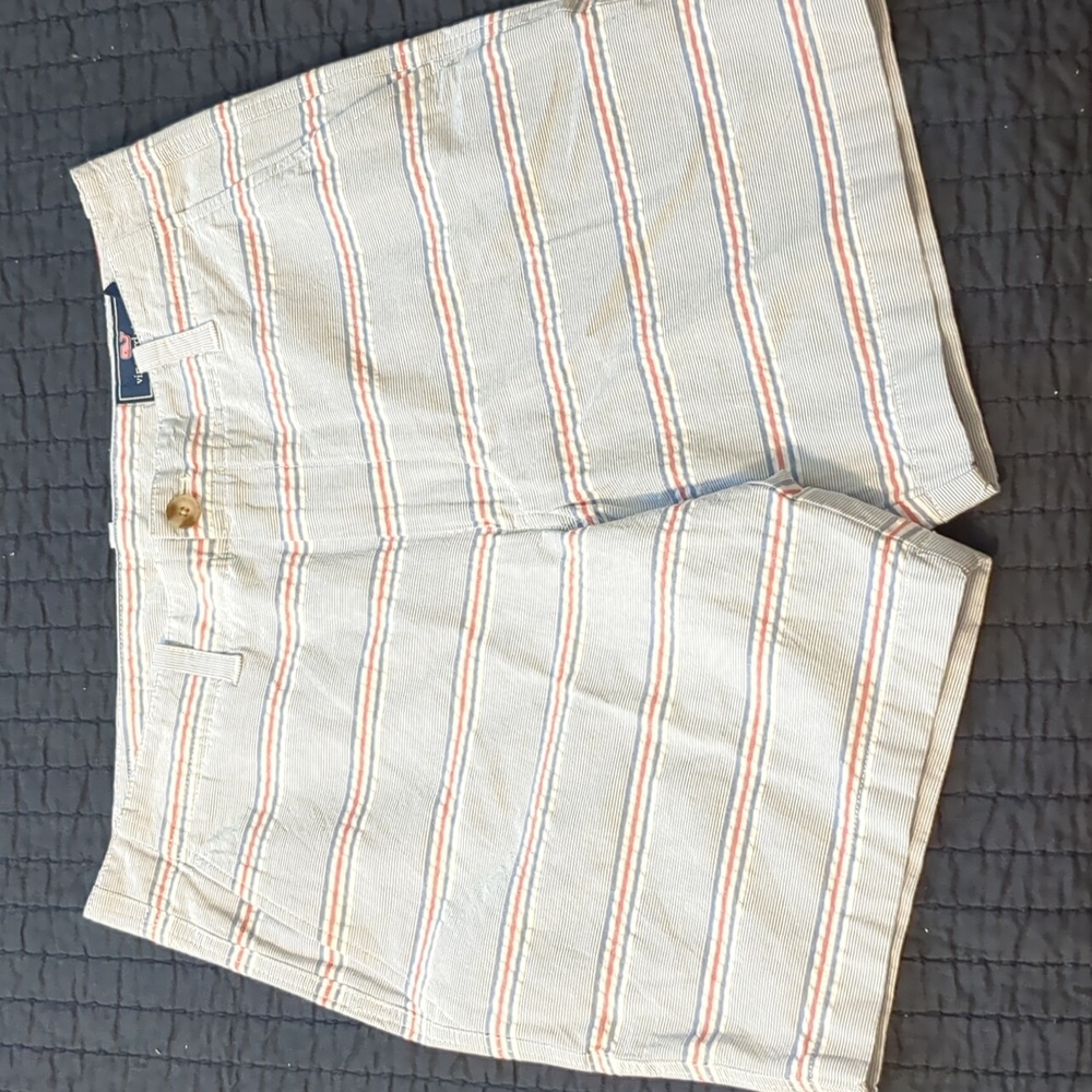 Vineyard Vines Striped Island Short Sz. 30